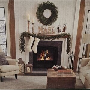 Aspen set of 2 Christmas set garland and wreath Real Touch